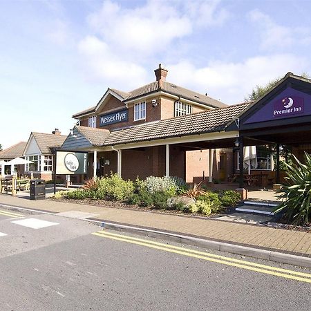 Premier Inn Bristol South Kültér fotó